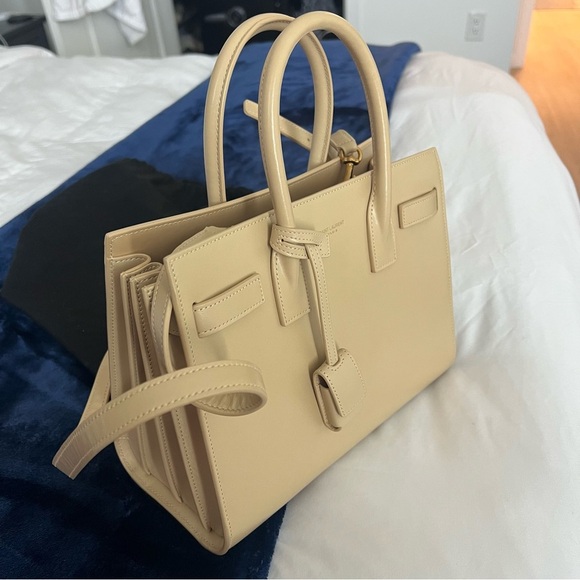 Saint Laurent SAC DE JOUR NANO IN SMOOTH LEATHER - Picture 3 of 16